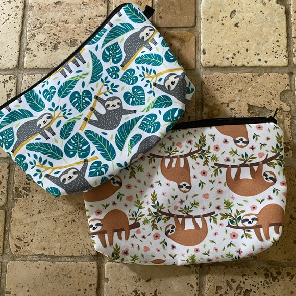 unknown Handbags - Two Cute Sloth MakeUp Cloth Bags
